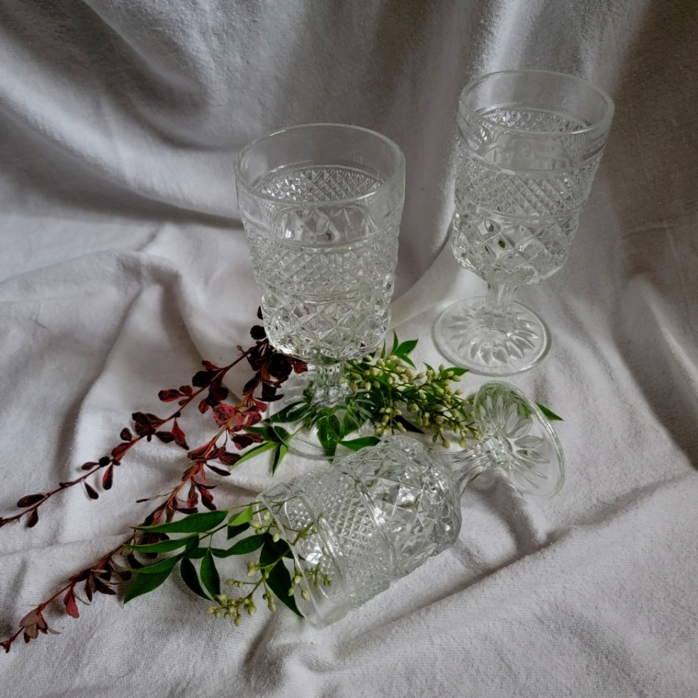 Wexford Waffle pattern pressed glass goblets